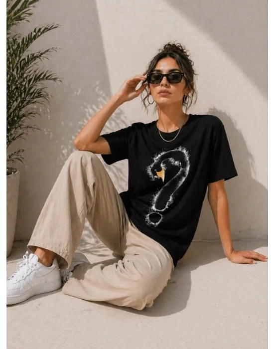 Kuğu Figürlü Soru İşareti Baskılı Tişört Kısa Kol T-Shirt - Siyah