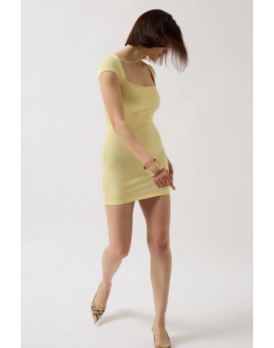 Pencere Detay Mini Dekolte Elbise