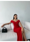 Kadın Dalgıç Kumaş Kayık Yaka Ve Dekolte Detaylı Elbise