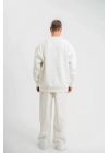 Uzun Kol Bisiklet Yaka Basic SweatShirt - Beyaz