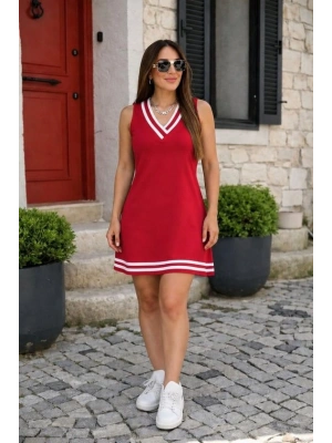 Kadın Askılı V Yakalı Cepli Kısa Viskon Elbise