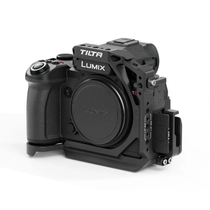 Tilta TA-T50-HCC-B Panasonic  S5 II/IIX için Yarım Kamera Kafesi