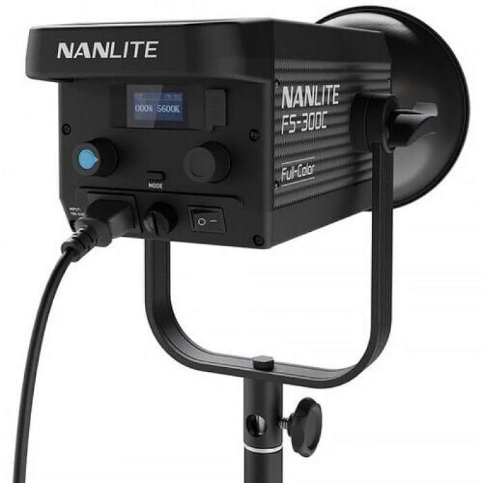 Nanlite FS-300C RGBW Tam Renkli LED Işık