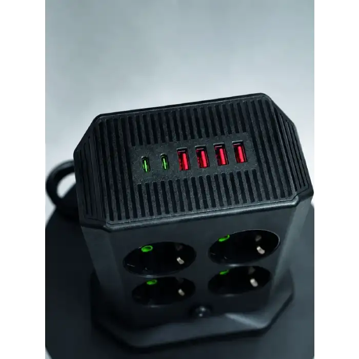 8li Dikey Çoklu Priz 4 USB 2 Type-C Girişli Akım Korumalı Uzatma Prizi