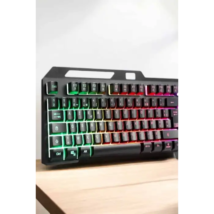 Led Işıklı  Klavye Usb Girişli RGB Işıklı Q Klavye Mouse Hediyeli