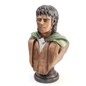 Frodo Büst Büyük 201