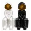 Dekoratif Polyester Oturan Astronot Biblosu Alk5302