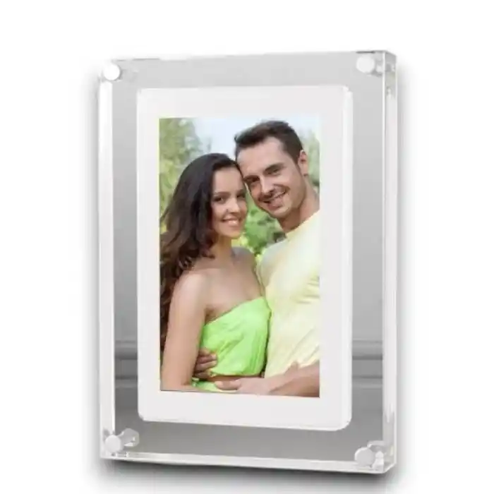 DİJİTAL FOTOĞRAF ÇERÇEVESİ