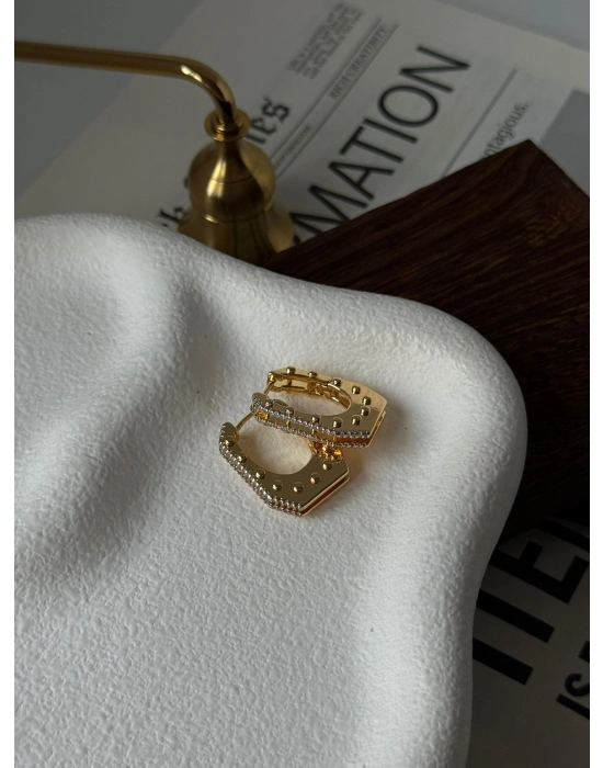 VİP Seri Oval taşlı Küpe