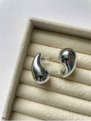 Bouteg Damla Gümüş Renk Küpe