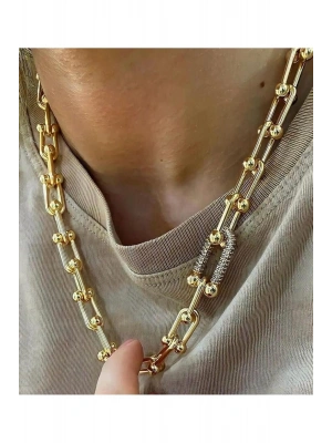 Zirkon Taş Detaylı Marka Kolye