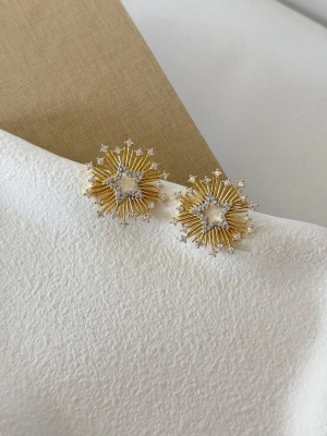 Rodea Yıldız Küpe