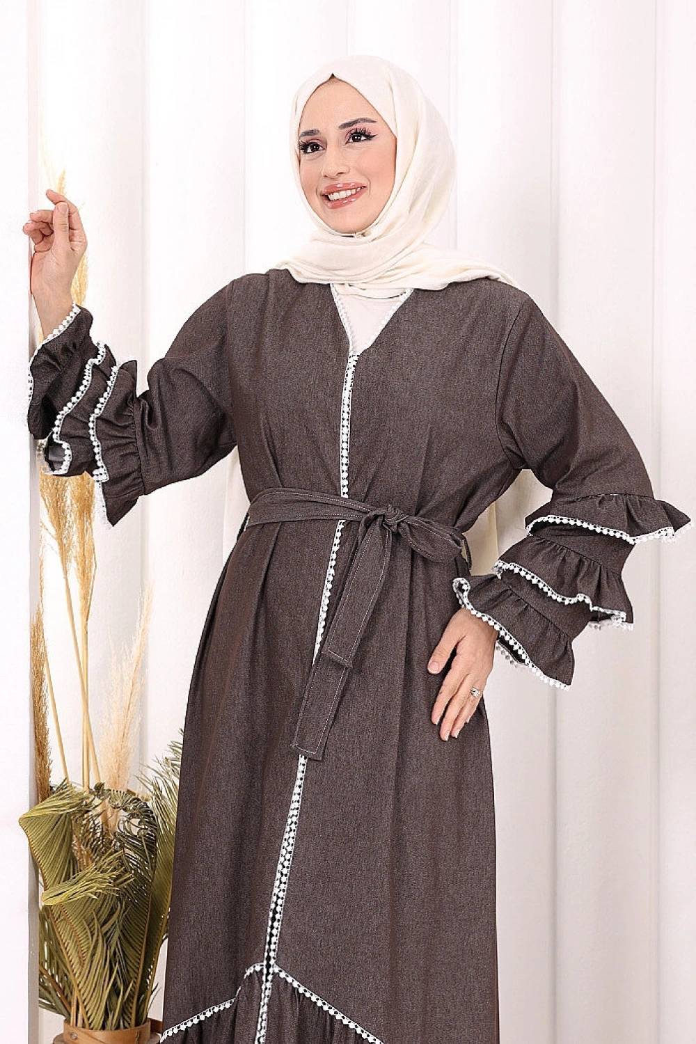 Fırfır Detaylı Abaya 6078