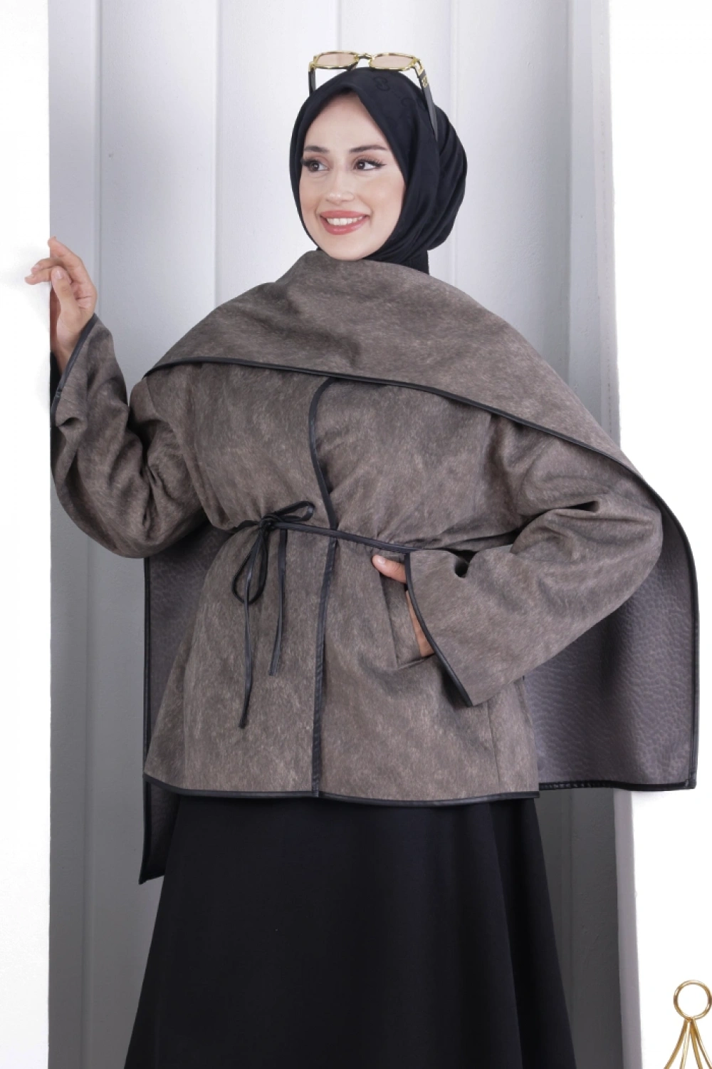 Pelerin Kemerli Ceket 1207