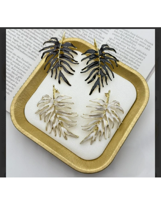 Marka Model Yaprak Küpe