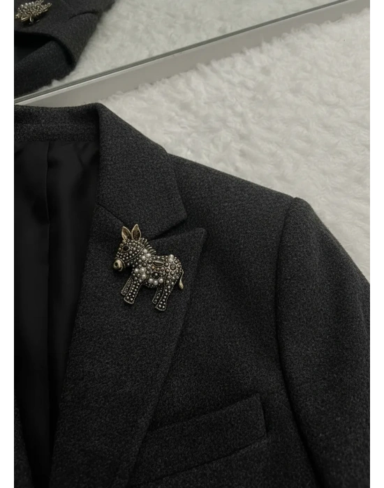 Tasarım Eşşek Broş