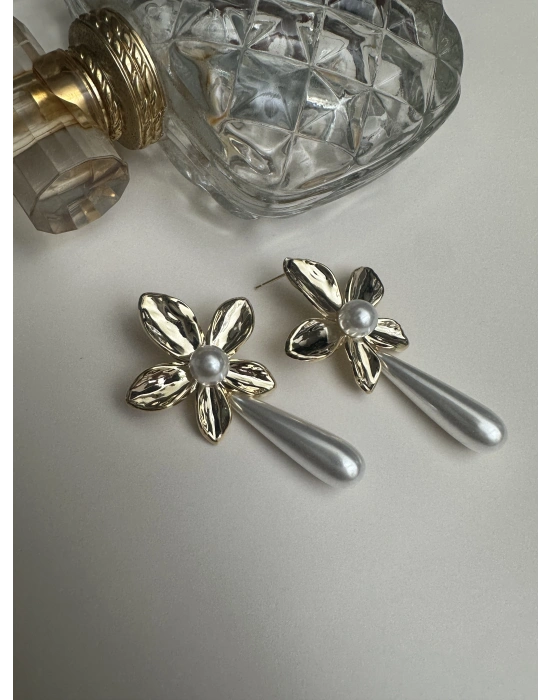 Çiçek Model İnci Küpe