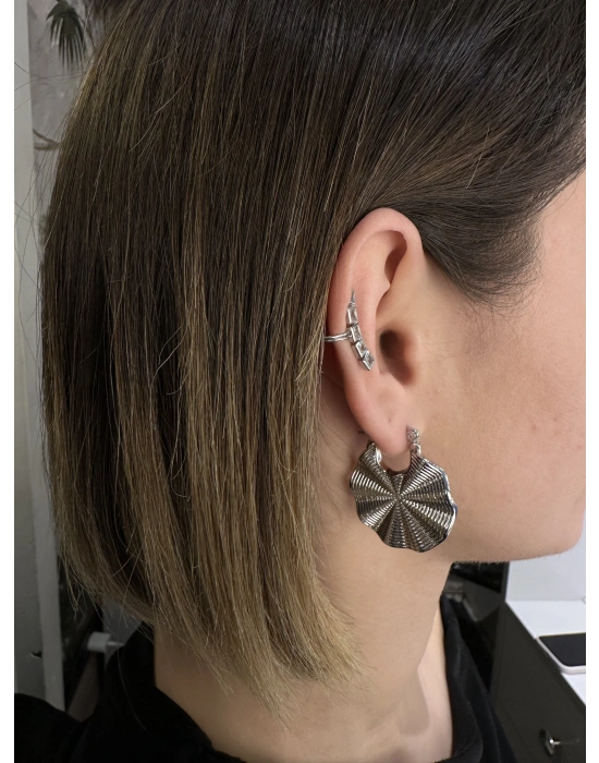 Yuvarlak Lazer İşlemeli Vintage Küpe