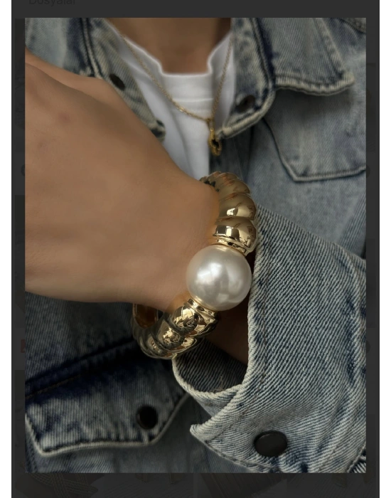 Burgu İnci Kelepçe Tasarım