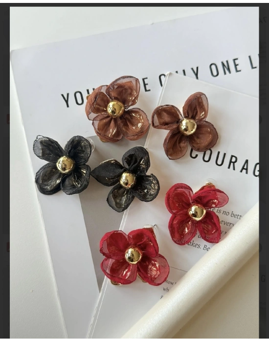 Çiçek Tasarım Küpe