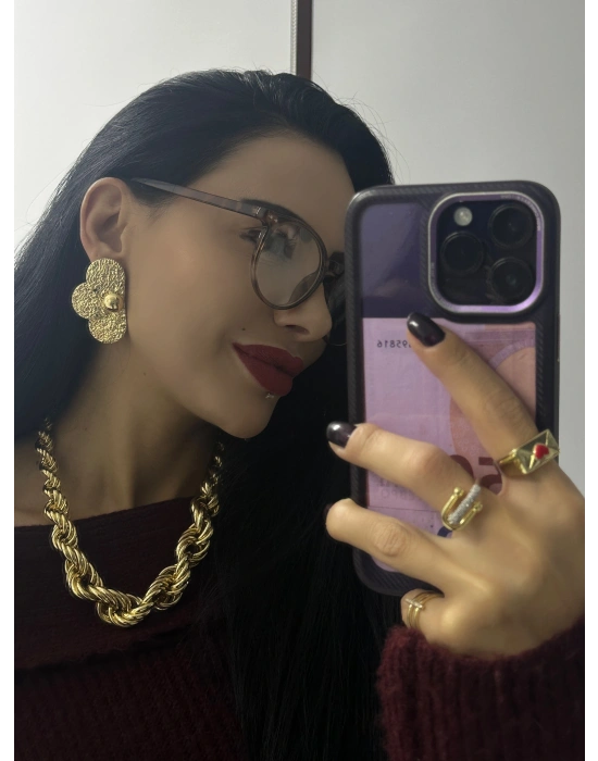 Çiçek Tırtık Küpe