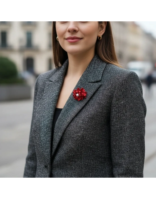 Kırmızı İnci Detay Gül Model Broş