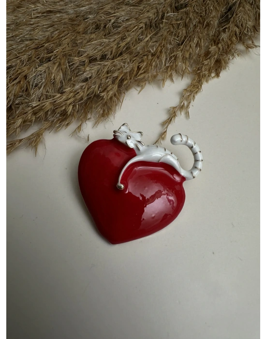 Kırmızı Kalp Kedi Broş