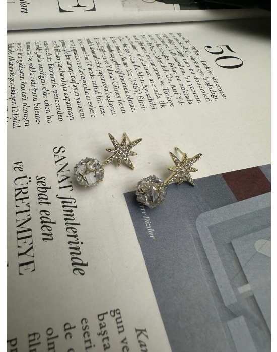 Kristal Taşlı Kuzey Yıldızı Küpe