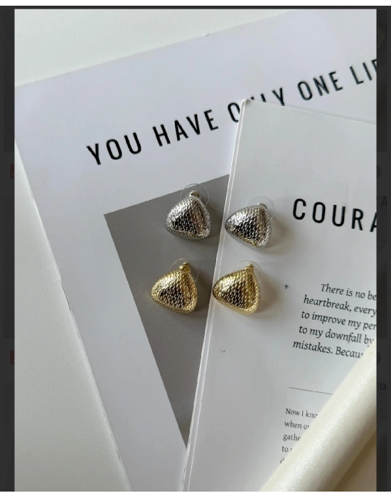 Minimal Basic Üçgen Küpe