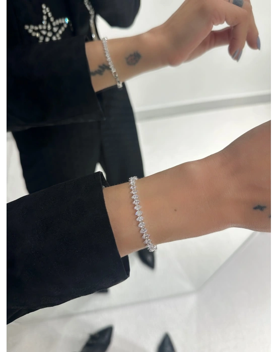 Özel Seri Taşlı Badem Bileklik