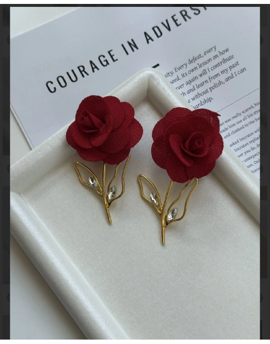 Tasarım Gül Model ZRA Küpe