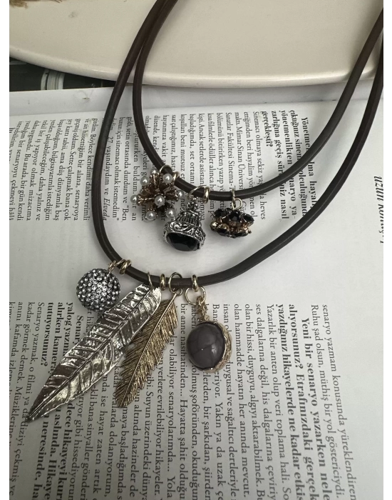 Tasarım Marka Muadili Charm Detaylı Kolye