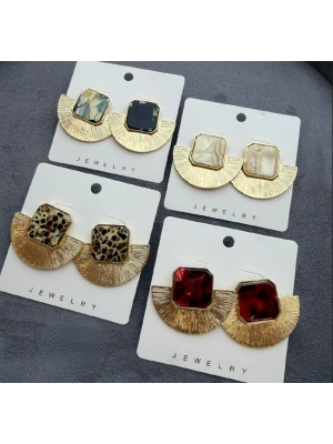 Kemik Model Plaka Küpe