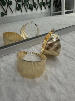 Tasarım mNG Marka Model Bombe Halka Küpe