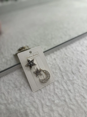 Tasarım Ay Yıldız Çoklu Broş Set