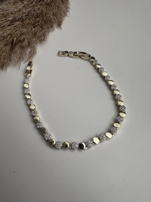 Taşlı Petek Vip Bileklik