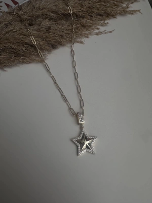 Charm Kolye Yıldız