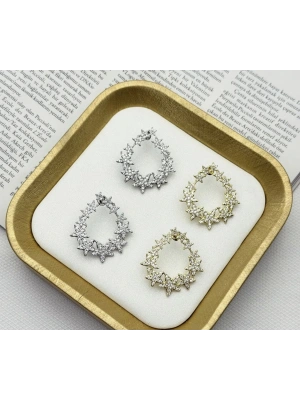 Altın Kaplama Yıldız Taşlı Tasarım Küpe