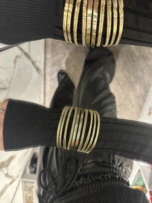 Ajda Simli Model Tasarımlı Bütün Kelepçe