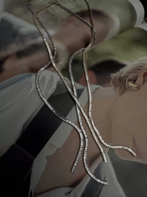 Altın Kaplama Baget Taşlı V Kolye