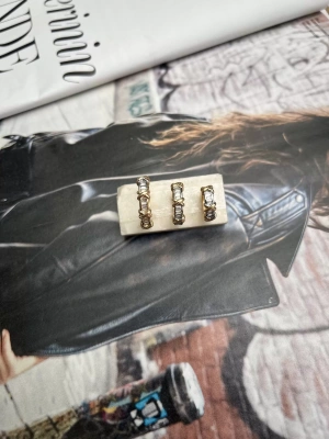 Altın Kaplama Özel Seri Çift Renk X Detaylı Set Küpe