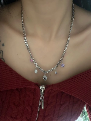 Altın Kaplama Tasarım Figür Kolye