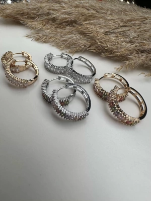 Altın Kaplama Taşlı Halka Küpe