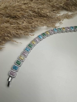 Altın Kaplama Yassı Renkli Taşlı Bileklik