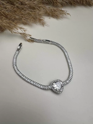 Baget Taşlı Kalp Altın Kaplama Bileklik