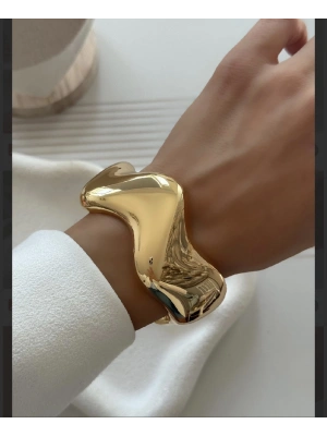 Bombe Tasarım Kelepçe