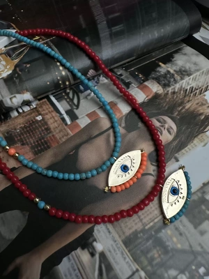 Boncuk Detaylı Göz Kolye