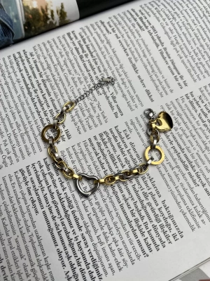 Çelik Kalp Detay Bileklik