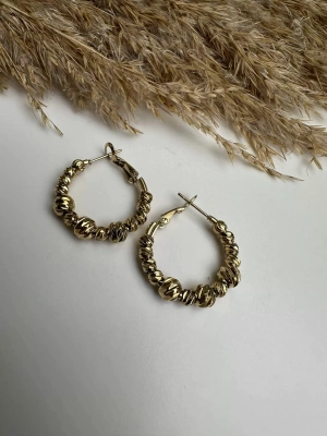 Çelik Kararmaz Dorika Boncuk Halka Küpe