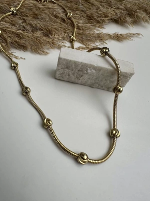 Çelik Kararmaz Lazer İşlemeli Topçuk Kolye